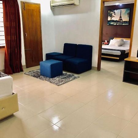 Tropical Daisy Hotel Dhaka Luaran gambar