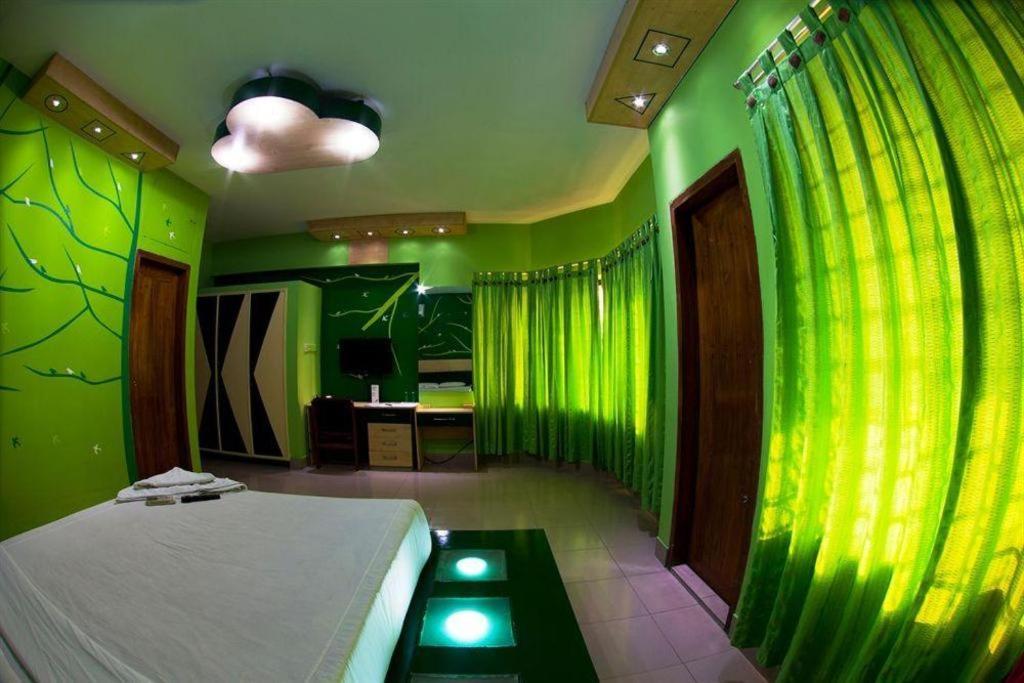 Tropical Daisy Hotel Dhaka Luaran gambar