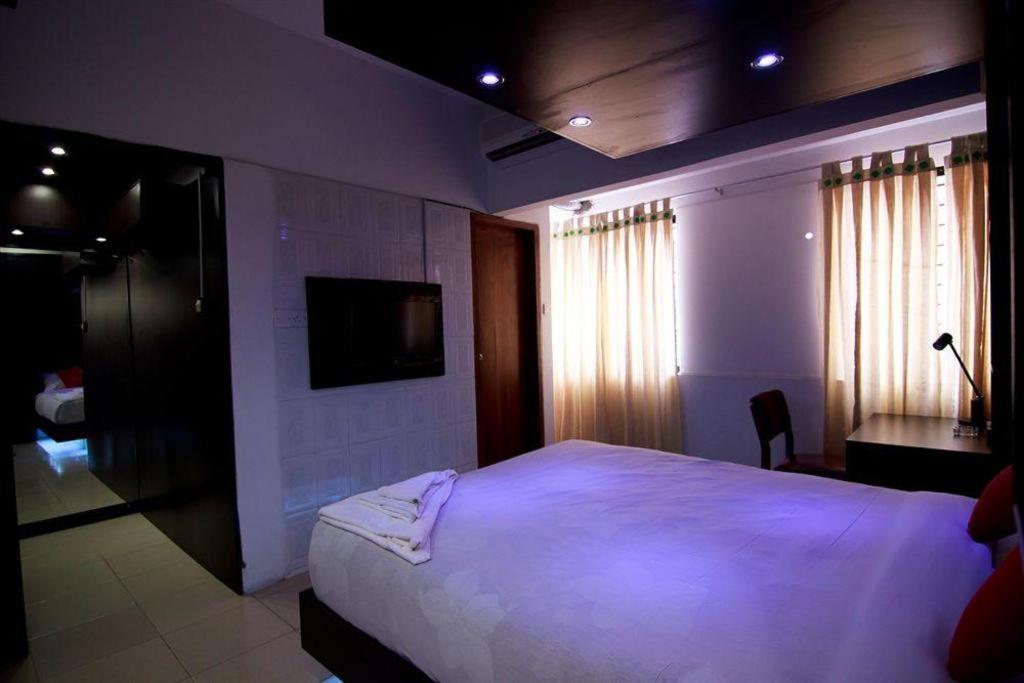 Tropical Daisy Hotel Dhaka Luaran gambar