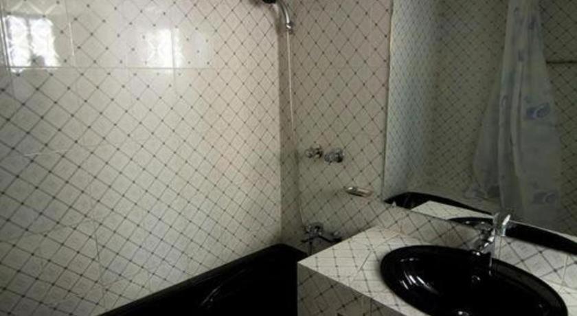 Tropical Daisy Hotel Dhaka Luaran gambar