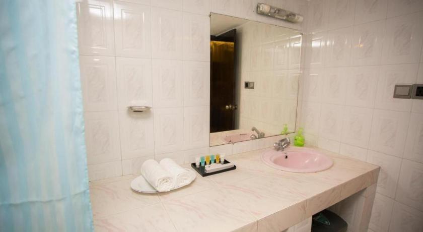 Tropical Daisy Hotel Dhaka Luaran gambar